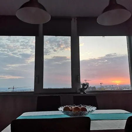 El Verano Apartment